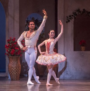 International Ballet Star José Manuel Carreño and Ballet San Jose Soloist Junna Ige as Basilio and Kitri. Photo by Robert Shomler.